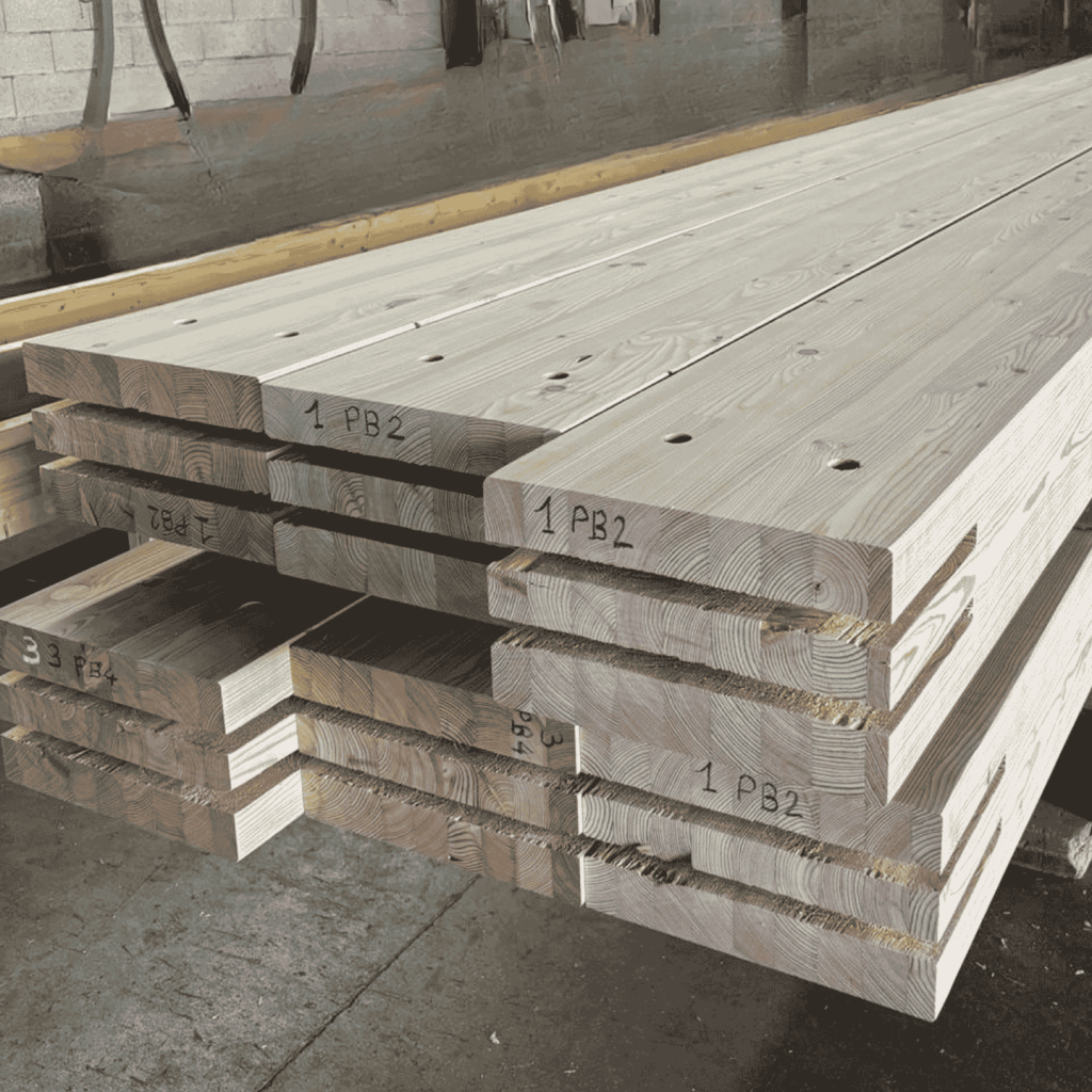 mélèze lamelle collé