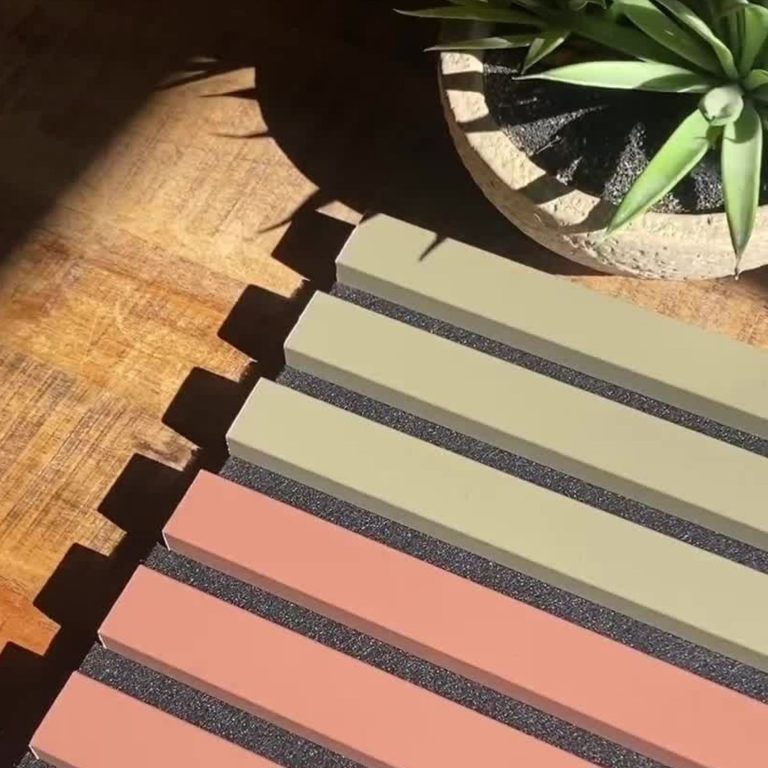 Panneau Comparatif Clay et Moss Escaffre Bois